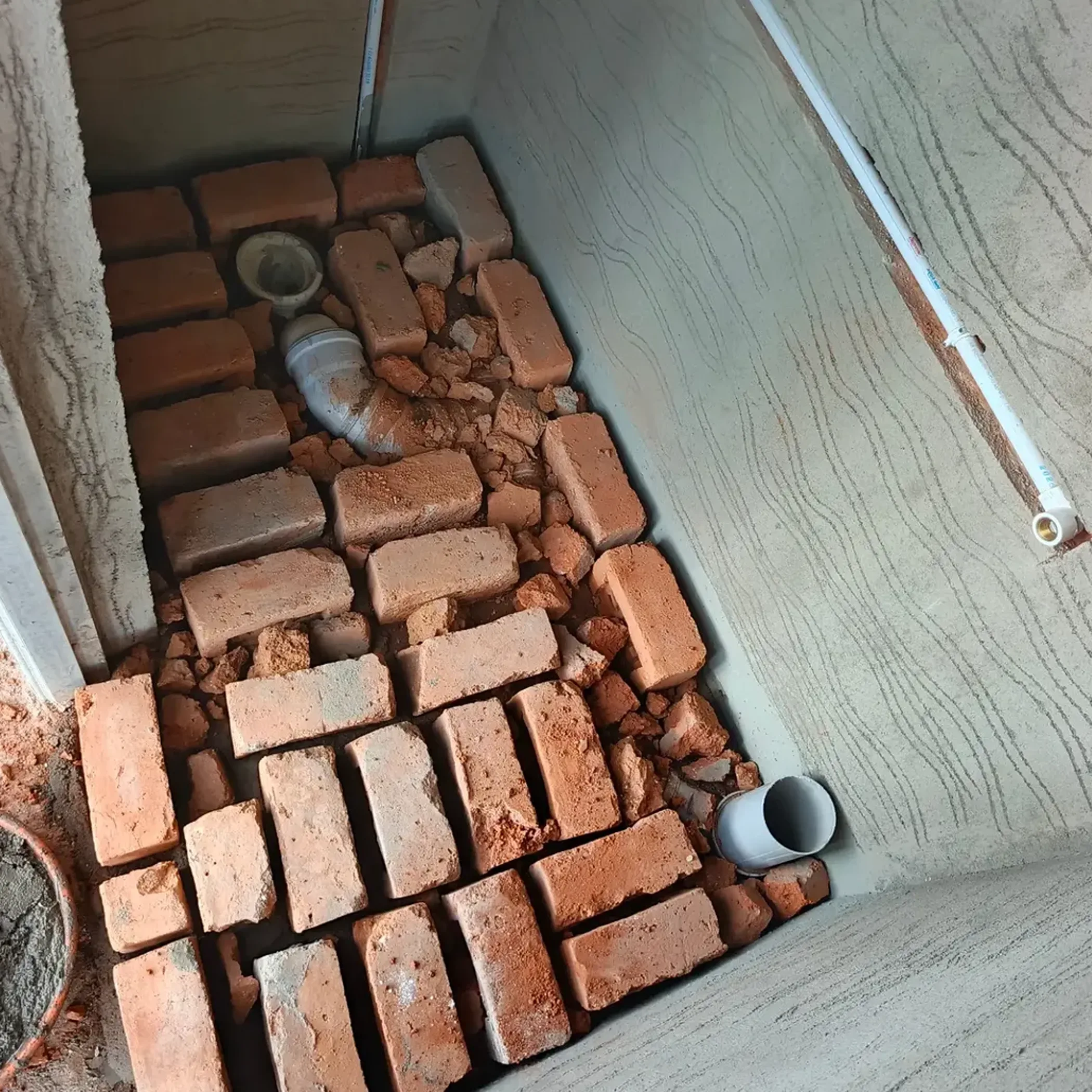 plumbing maintenance and pipework