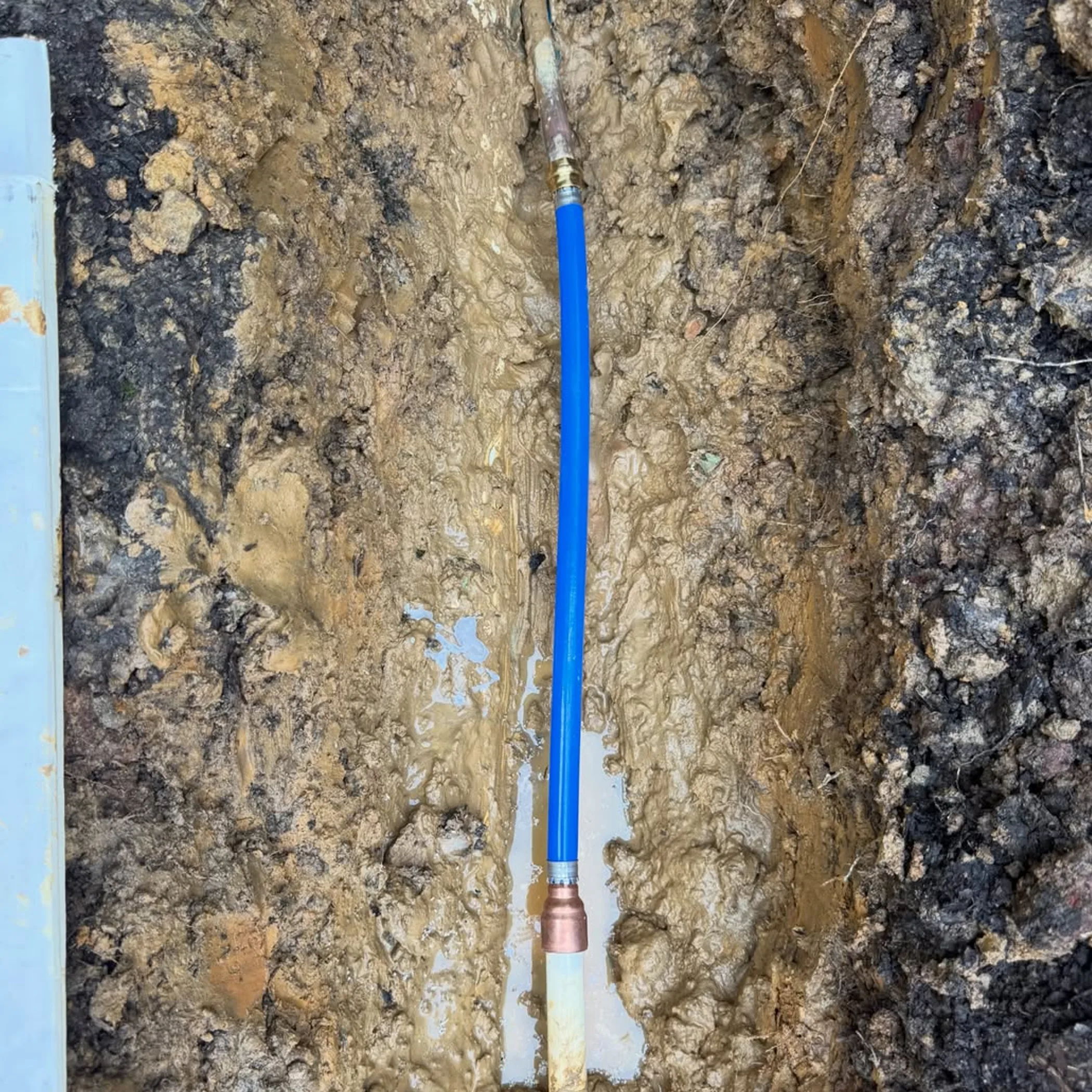 plumber repairing plumbing fixtures