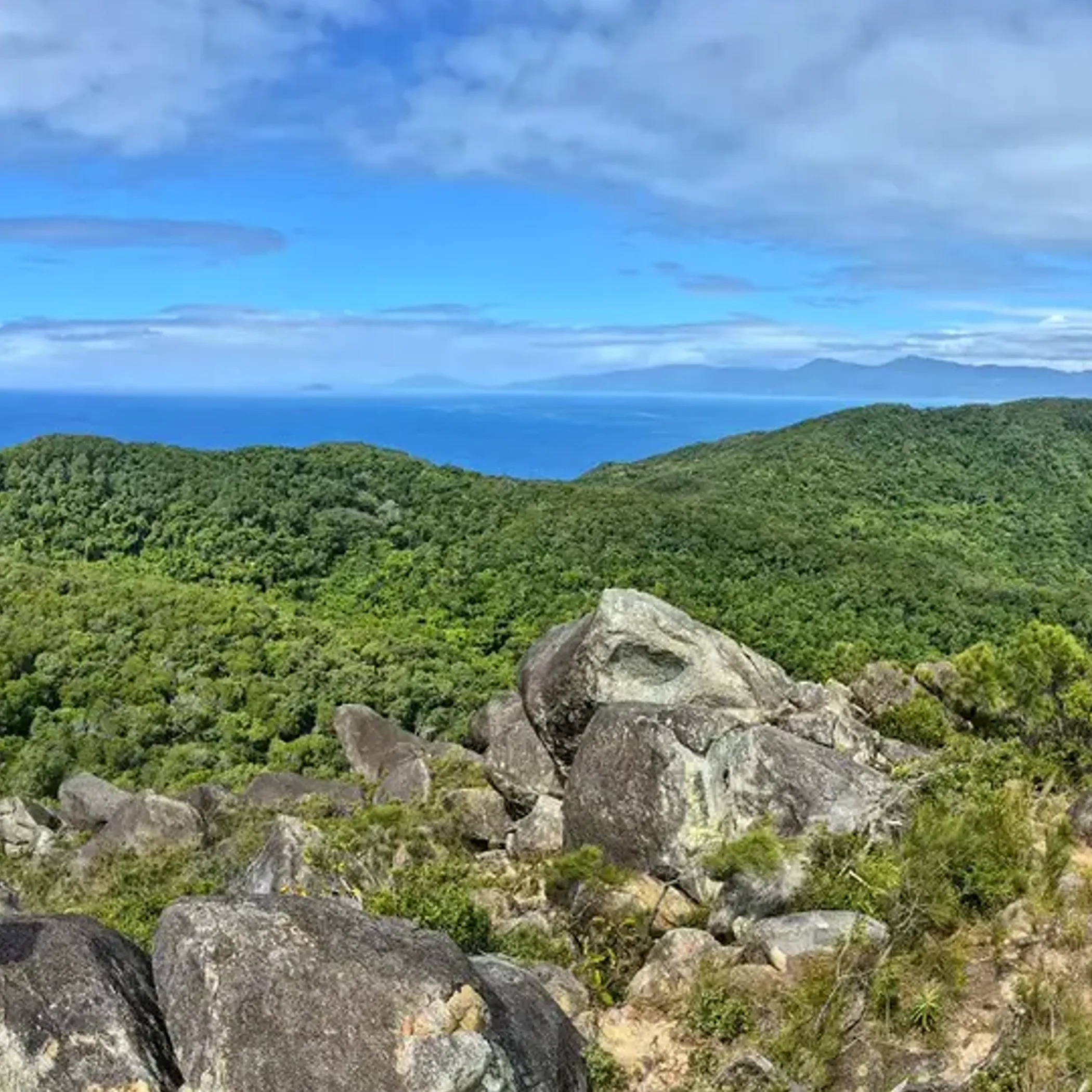 fitzroy island tropical landscape and ocean